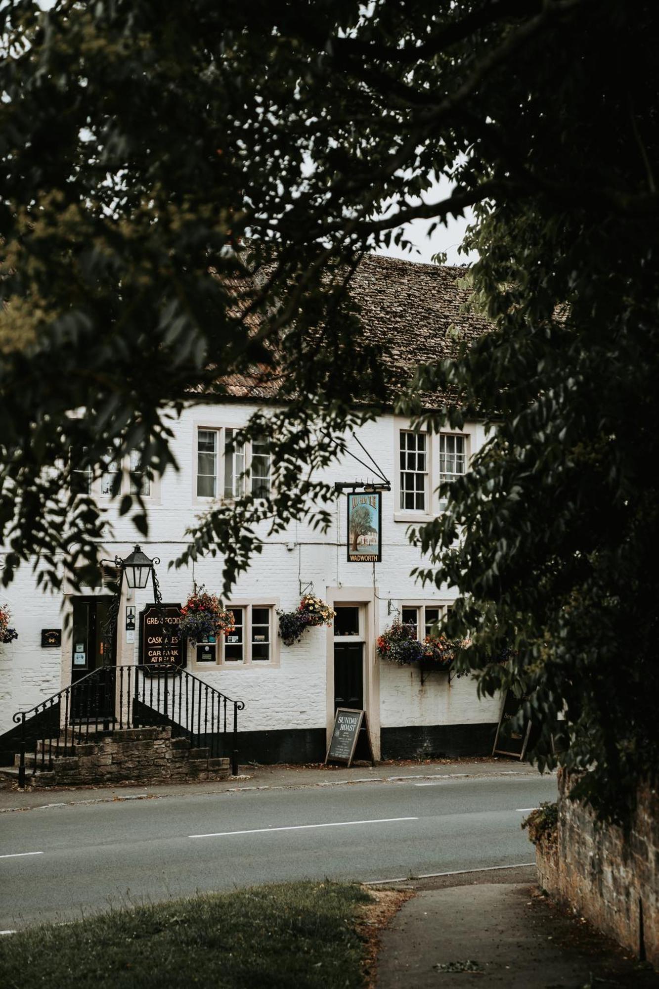 Retreat On The Green Holt  Екстер'єр фото